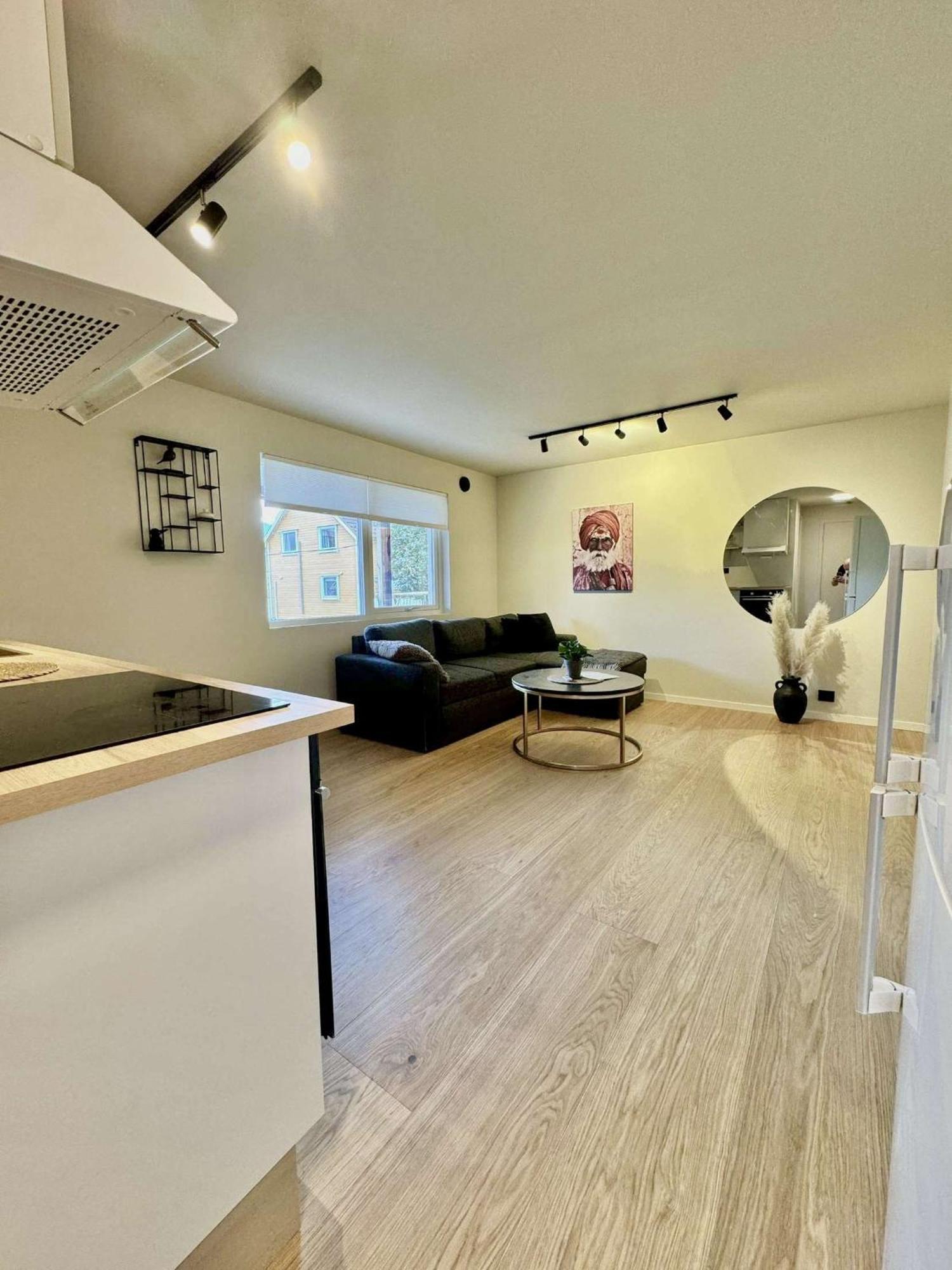 Aurora Garden Apartment Tromsø Extérieur photo
